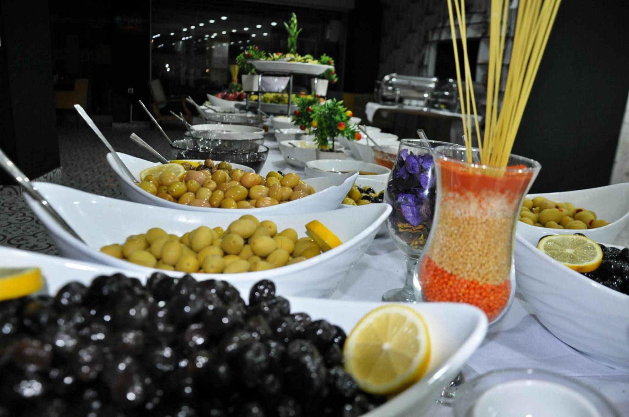 Grand Alin Otel Turhal Екстер'єр фото